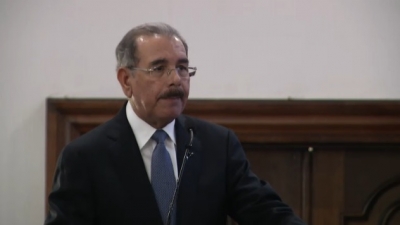 El Presidente Danilo Medina defiende transparencia del gobierno.