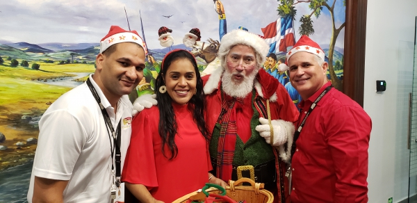 Imagen - Servidores Públicos celebrando la navidad.